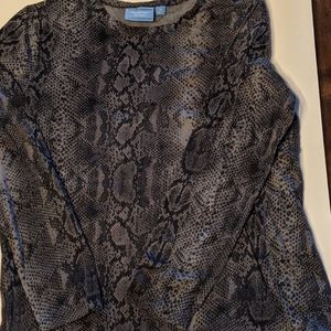 Simply Vera snakeskin tee XL